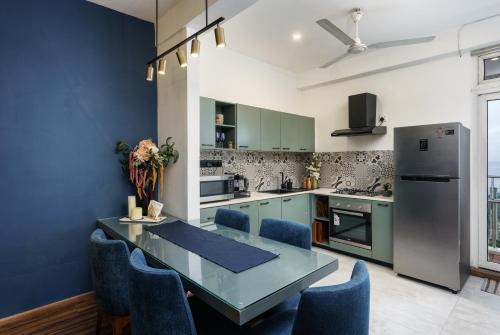 Seaview Apartment - image 2