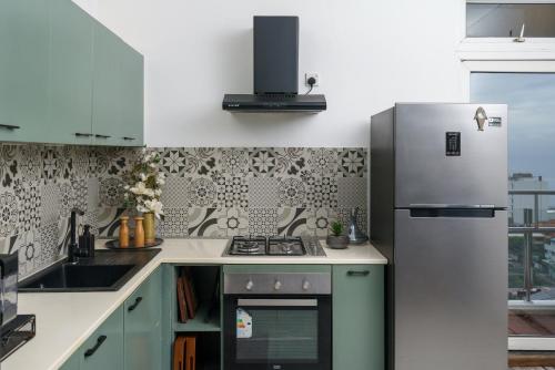 Seaview Apartment - image 3