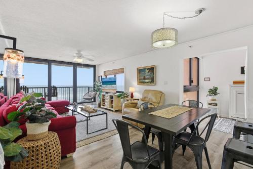 Sunrise 606 in New Smyrna Beach, USA