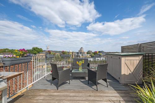 Veeve - Primrose Heights - image 6