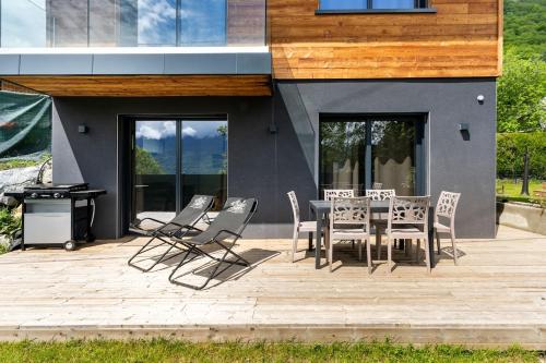 Plancherine, Villa récente avec Jacuzzi Privatif (Plancherine, Villa recente avec Jacuzzi Privatif) in Verrens-Arvey
