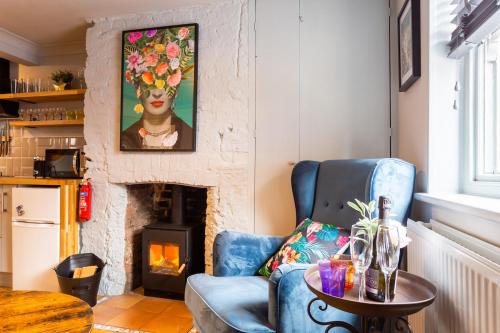 Stylish Cottage with Log Burner at Heart of Brighton