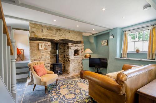 Krogs/atpūtas telpa, Manor Cottage at Cusgarne Manor, romantic, dog-friendly in Gvenapa