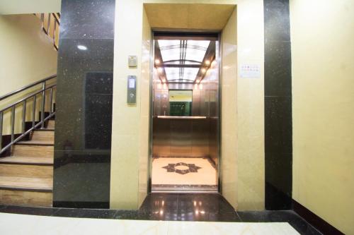 翡翠島酒店 (Emerald Island Hotel) in 1號站