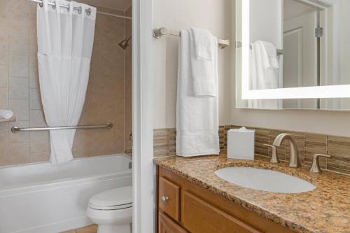 Desert Rose Resort - image 2