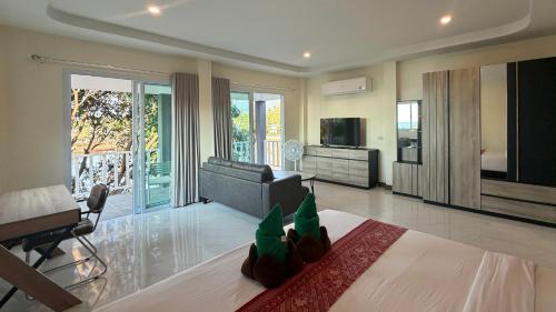 room detail thumbnail 0