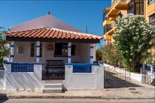 Blife Lucelya private rooms at Faro beach in Ludo