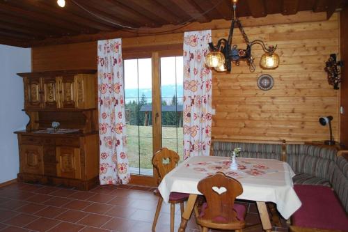 Langhans Hütte 2 (Langhans Hutte 2) in Frantschach-Sankt Gertraud