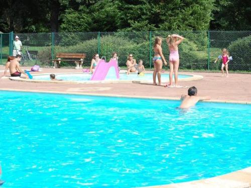 Chalet 3 étoiles - Piscine - ccbbgcc gîte à louer Usson