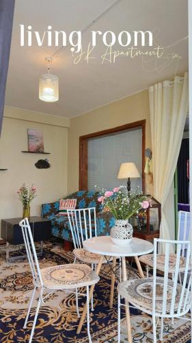 Cozy 2BR Retreat with Outdoor Living & Garden in Da Nang — photo 4