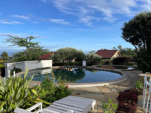 Garden, Couple's Wood Cabin in Naivasha - Elwai Visitor Centre in Naivasha