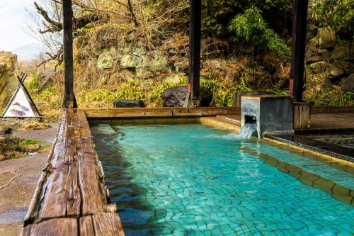 籃岩日式溫泉旅館 Kagoiwa Onsen Ryokan