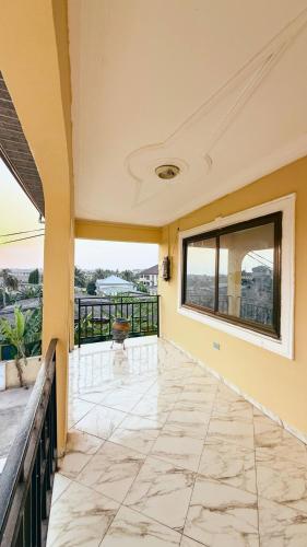 Entire First Floor with 3 en-suite bedrooms in Takoradi