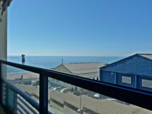 Apartamento en la playa con aire y WiFi