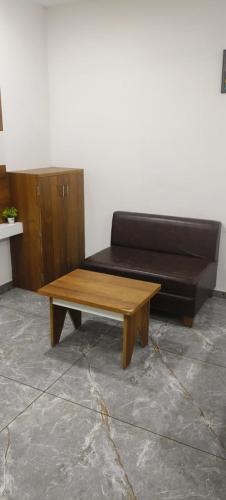 Hotel Madhur Ahmedabad - image 4