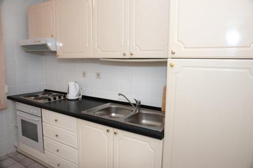 Apart-Hotel Zagreb - image 3