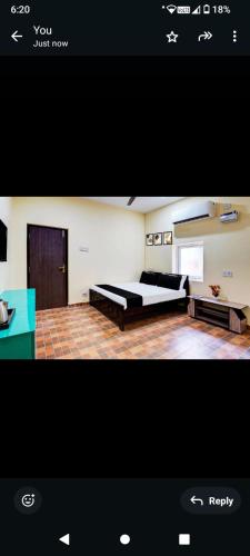 Hotel RR palace iyyapanthangal near Ramachandra hospital in Poonamallee