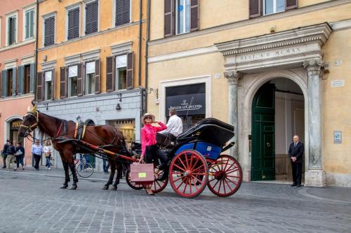 The Inn at the Spanish Steps Luxury Collection - Ambassador Apartment - image 2