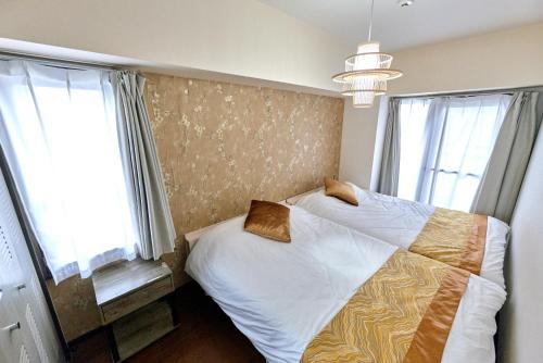 XS39 XROSS STAY Namba18 難波