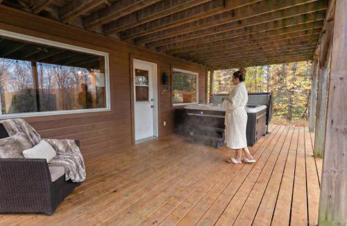 Carriole - Private Hot Tub - Nature and Hiking in Val-des-Lacs (QC)