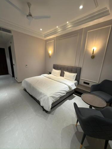 Hotel Nirvana And Banquet