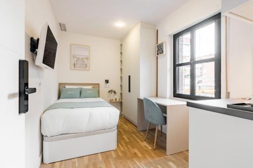 Square Rooms by Charming, cerca del aeropuerto y con un pequeño gimnasio (Square Rooms by Charming, cerca del aeropuerto y con un pequeno gimnasio) in Hortaleza