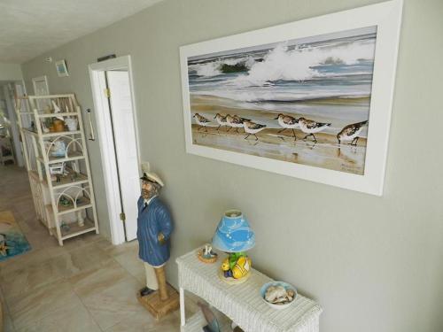 Sherwin Highly Desired 2BR Lower Floor Overlooks Pool #306 in Daytona Beach, USA