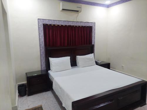 Hotel Royal Vista - image 2