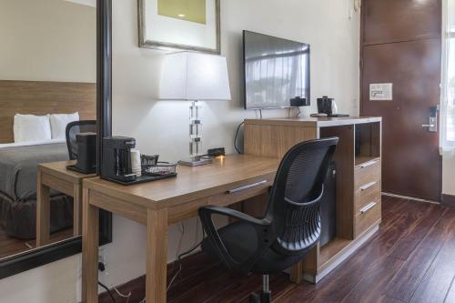 Facilities, Boca By The Sea Hotel in Boca Raton (FL)
