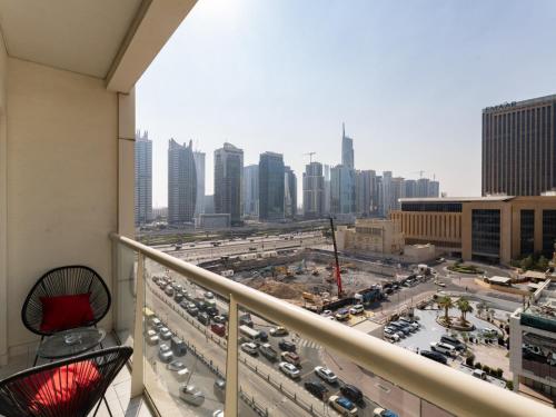 Prime Luxe 1BR w SofaBed -Sleeps 4 - In Marina View - image 6
