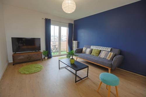 Séjour lumineux T3 moderne, balcon & ascenseur