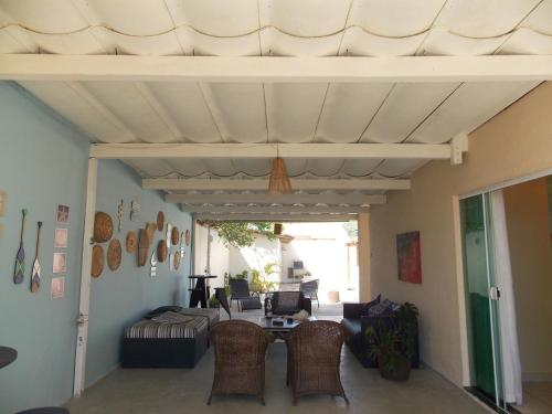 Bar/lounge, Casa dos Passaros in Industrial Zone