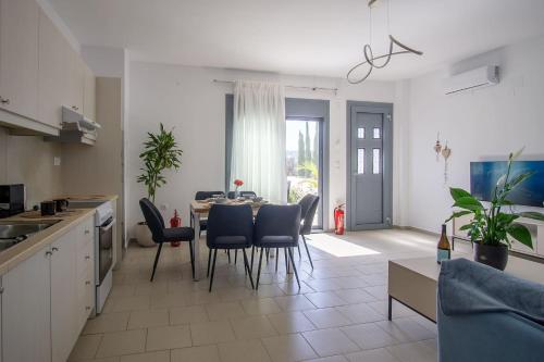 Sweet Sissi Homes 5