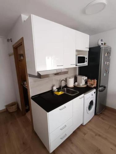 Studio B in Santa Coloma de Gramenet