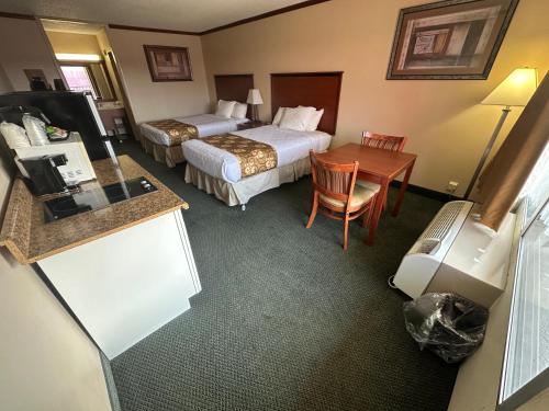 2 double beds