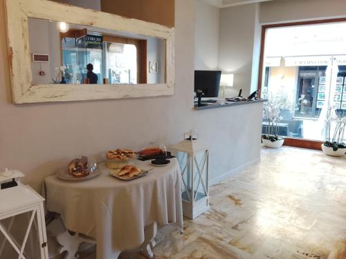 Előcsarnok, Hotel Sole in Orbetello