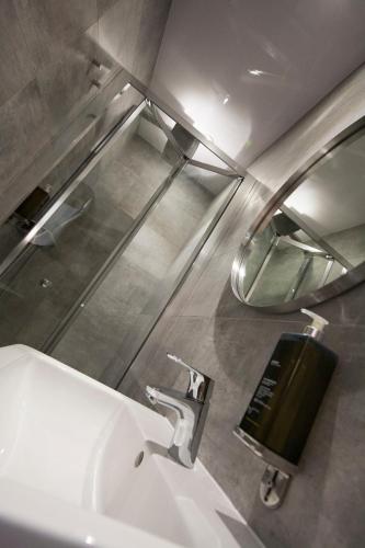 St George's Inn Victoria – London