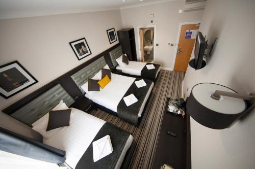 St George's Inn Victoria – London