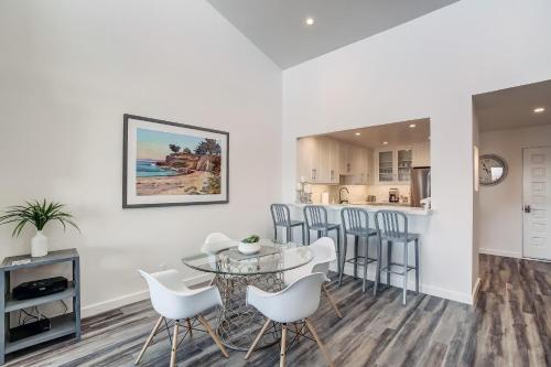 Leadbetter Beach Retreat in Santa Barbara, USA