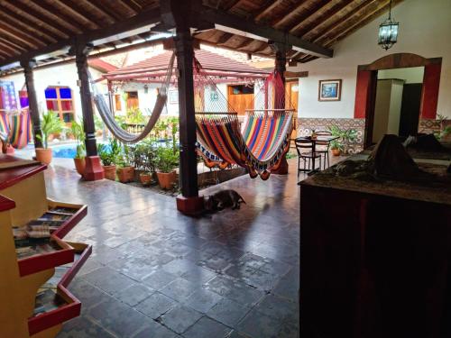 Volcano Hostel in Леон