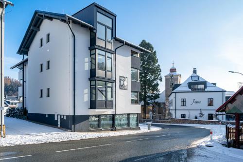 Aspen Lodge Apartments & Sauna in Cerny Dul