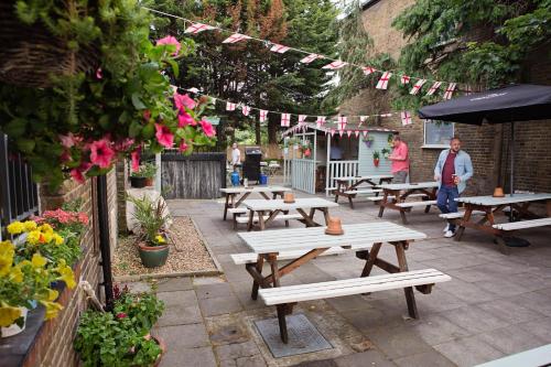 The Milford Arms - image 9