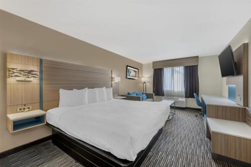 Best Western Port Columbus in Columbus, USA