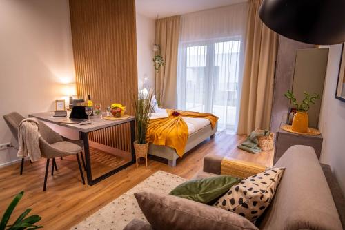 Between Rivers Apartments, AC, Netflix & Parking – khách sạn tại Jih