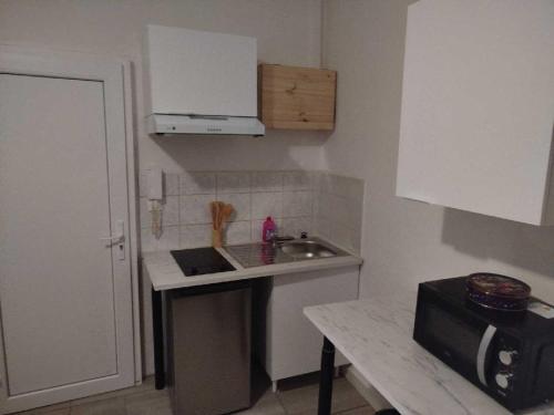 Cozy studio - Location saisonnière - Saint-Max