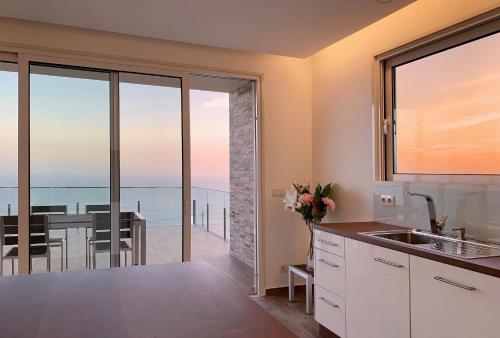 Holiday Apartment Ocean View 2