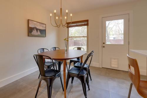Renovated Home Private Yard, Near Austin Hotspots in Austin, USA