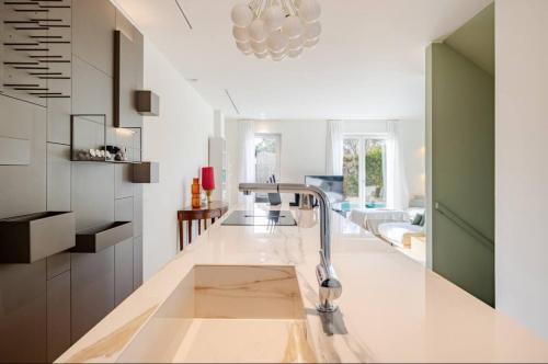 Villa Jade - 4 Bdr and Swimming Pool - Forte dei Marmi in Forte Dei Marmi