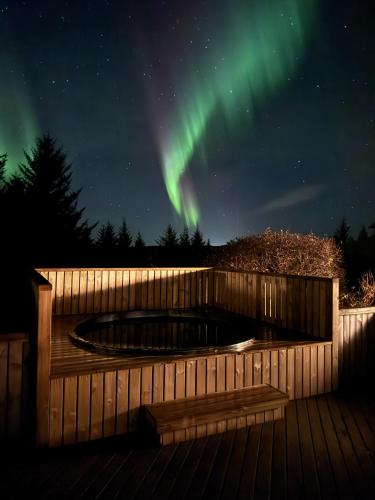 Hot tub, Veghus Guesthouse in Hveragerdi