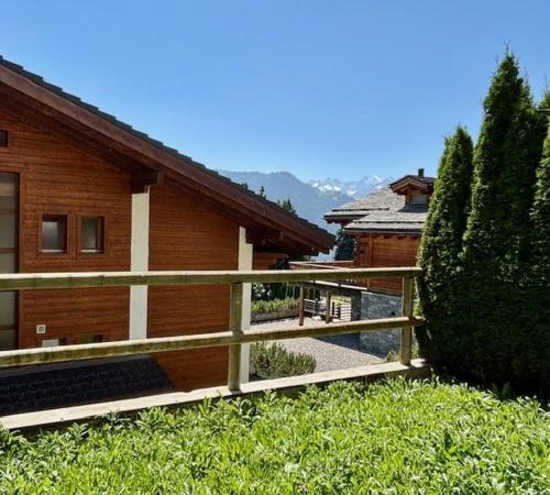 Garden, Verbier Alpine Apartment in Bagnes